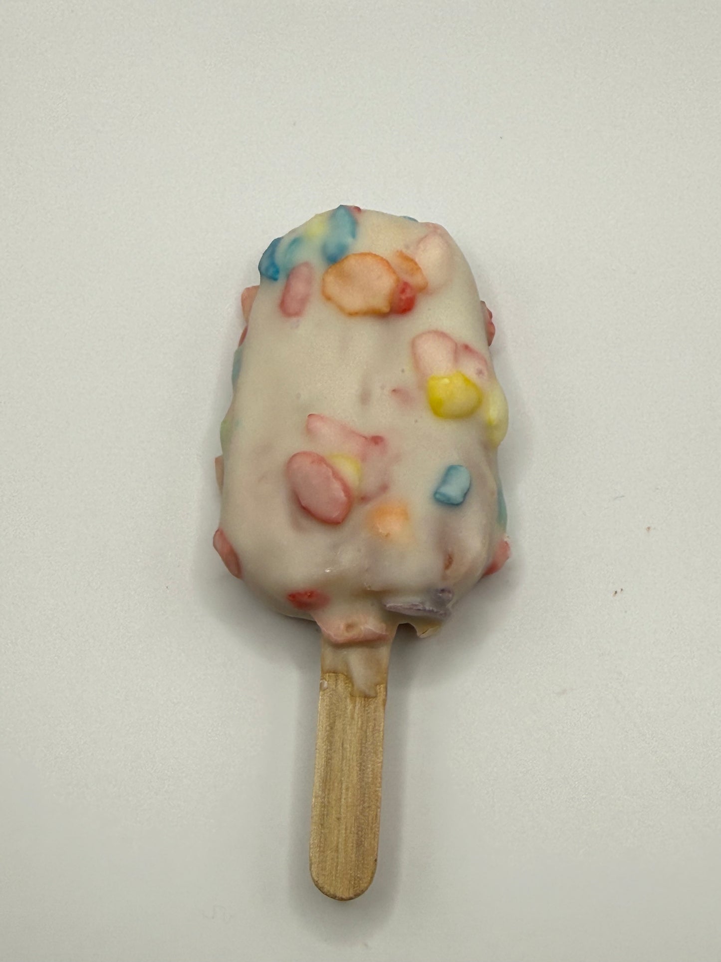 Fruity Pebbles Cakecicle